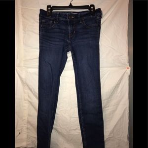 Dark wash Low Rise skinny jeans